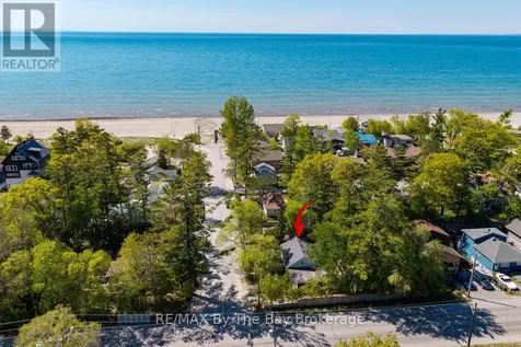 33 17th Street North Wasaga Beach ON L9Z 2J1