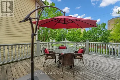 146-148 Dalhousie Street Ottawa ON K1N 7C4