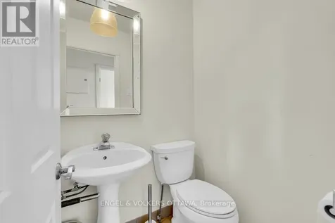 146-148 Dalhousie Street Ottawa ON K1N 7C4