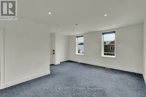 146-148 Dalhousie Street Ottawa ON K1N 7C4