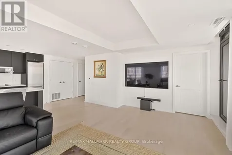 180 George Street Ottawa ON K1N 0G8