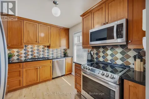 3105 Stockton Drive Ottawa ON K1T 1S2