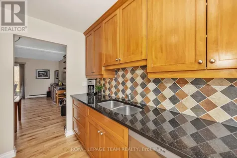 3105 Stockton Drive Ottawa ON K1T 1S2