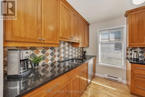 3105 Stockton Drive Ottawa ON K1T 1S2