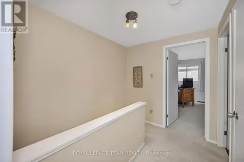 3105 Stockton Drive Ottawa ON K1T 1S2