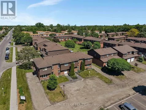 3105 Stockton Drive Ottawa ON K1T 1S2