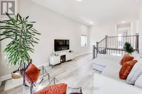 228 Woodbine Avenue Kitchener ON N2R 1Y5