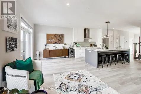 228 Woodbine Avenue Kitchener ON N2R 1Y5
