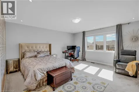 460 Equestrian Way Cambridge ON N3E 0B6