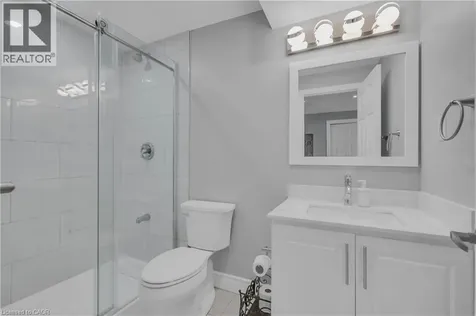 460 Equestrian Way Cambridge ON N3E 0B6