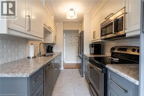40 Harrisford Street Hamilton ON L8K 6N1