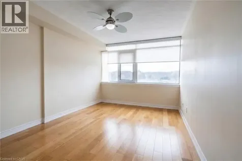 40 Harrisford Street Hamilton ON L8K 6N1