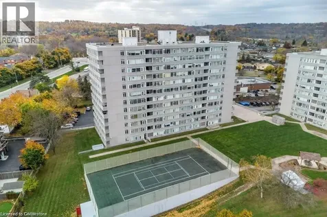 40 Harrisford Street Hamilton ON L8K 6N1