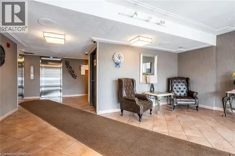 40 Harrisford Street Hamilton ON L8K 6N1