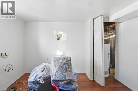 139 Adeline Avenue Hamilton ON L8H 5T7