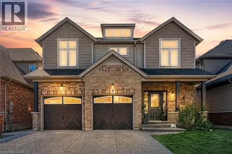 7 Kinsman Drive Binbrook ON L0R 1C0