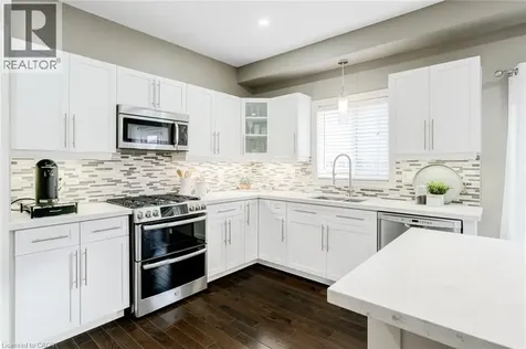 7 Kinsman Drive Binbrook ON L0R 1C0