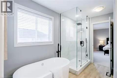 7 Kinsman Drive Binbrook ON L0R 1C0