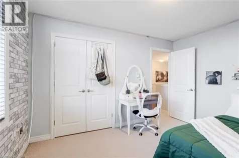 7 Kinsman Drive Binbrook ON L0R 1C0