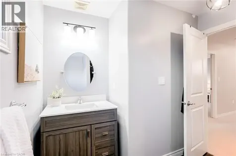 7 Kinsman Drive Binbrook ON L0R 1C0
