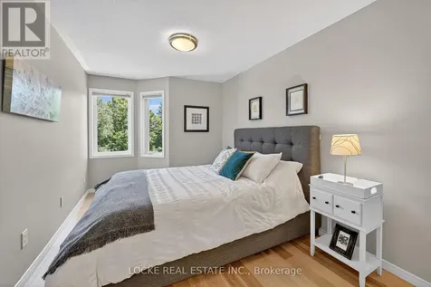 112 Parkrose Private Ottawa ON K4A 0N8