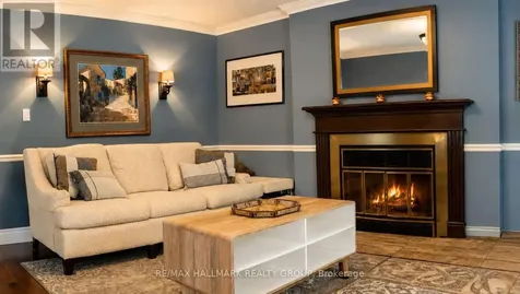 1808 Robinwood Place Ottawa ON K1C 6L4