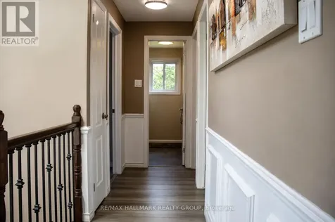 1808 Robinwood Place Ottawa ON K1C 6L4