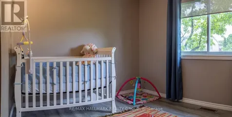 1808 Robinwood Place Ottawa ON K1C 6L4