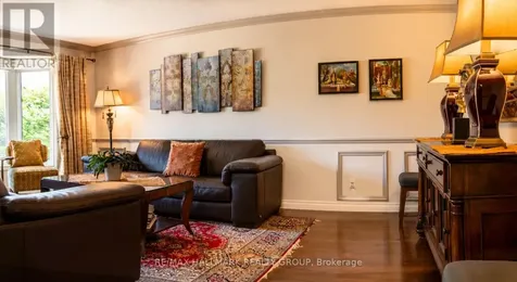 1808 Robinwood Place Ottawa ON K1C 6L4