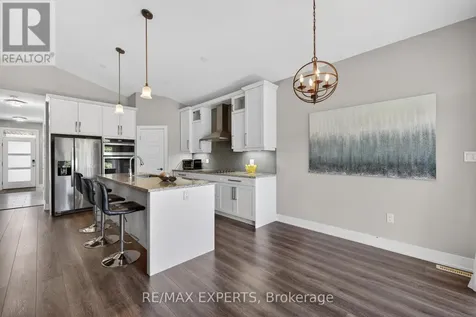 10 Mcpherson Court Central Elgin ON N5R 0L8