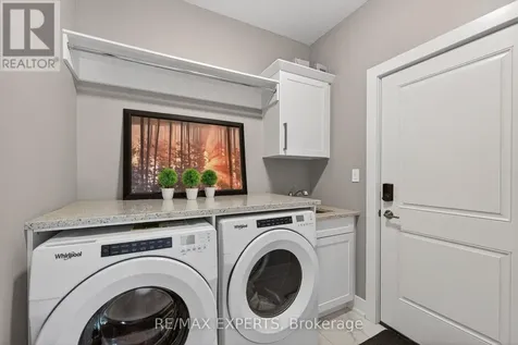 10 Mcpherson Court Central Elgin ON N5R 0L8