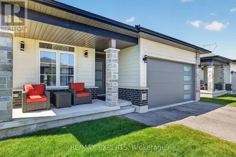 10 Mcpherson Court Central Elgin ON N5R 0L8