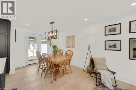 377 Duncombe Drive Burlington ON L7L 4M2
