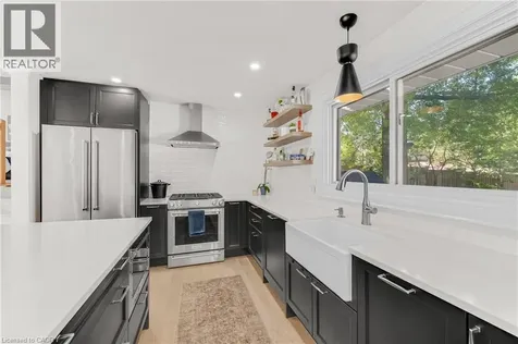 377 Duncombe Drive Burlington ON L7L 4M2