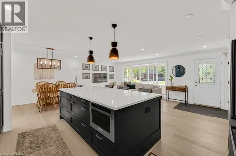 377 Duncombe Drive Burlington ON L7L 4M2