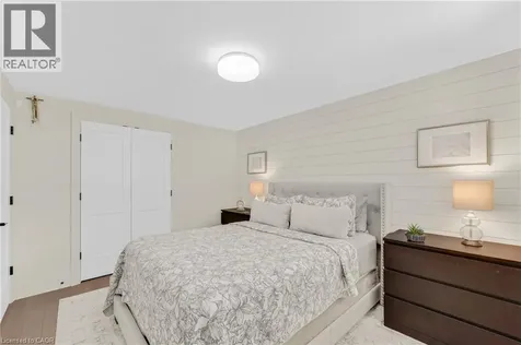 377 Duncombe Drive Burlington ON L7L 4M2