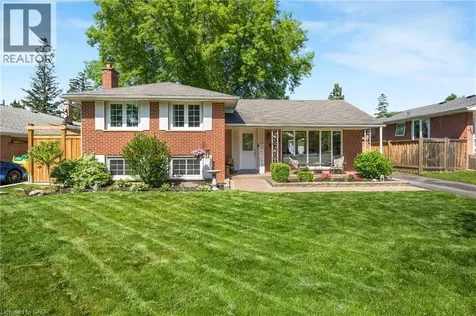 377 Duncombe Drive Burlington ON L7L 4M2