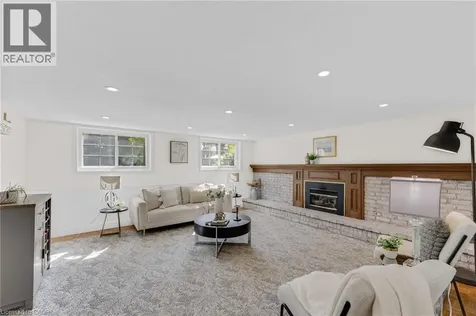 377 Duncombe Drive Burlington ON L7L 4M2