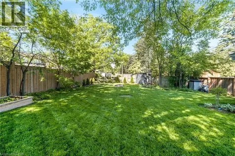 377 Duncombe Drive Burlington ON L7L 4M2