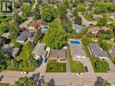 377 Duncombe Drive Burlington ON L7L 4M2