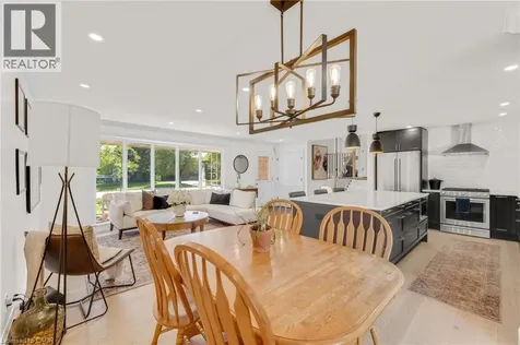 377 Duncombe Drive Burlington ON L7L 4M2