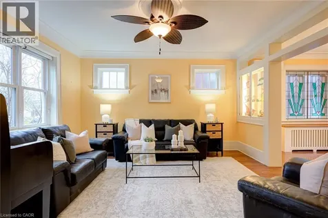 16 Borden Avenue North Kitchener ON N2H 3J1