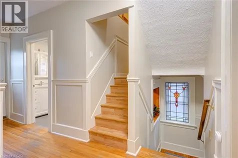 16 Borden Avenue North Kitchener ON N2H 3J1