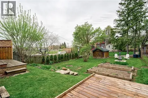 16 Borden Avenue North Kitchener ON N2H 3J1