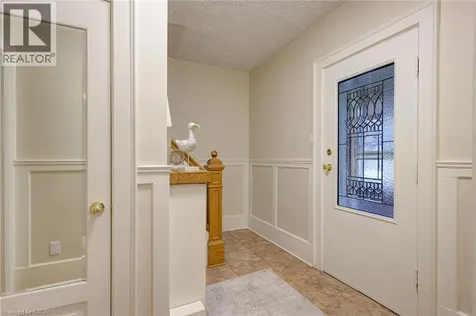 16 Borden Avenue North Kitchener ON N2H 3J1