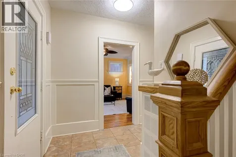 16 Borden Avenue North Kitchener ON N2H 3J1