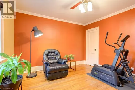 16 Borden Avenue North Kitchener ON N2H 3J1