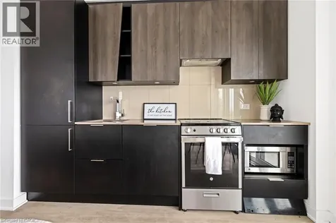 3900 Confederation Parkway Mississauga ON L5B 0M3