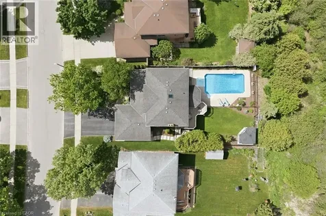 28 Bathgate Drive Guelph ON N1L 1A8