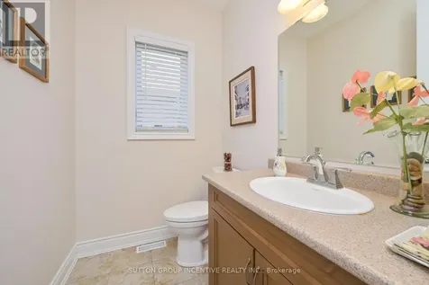 110 Ridge Way New Tecumseth ON L9R 0M6